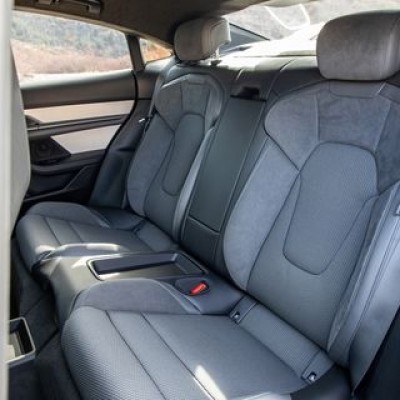 Elevate Your Driving Experience with Porsche Taycan 4S Cross Turismo Interior